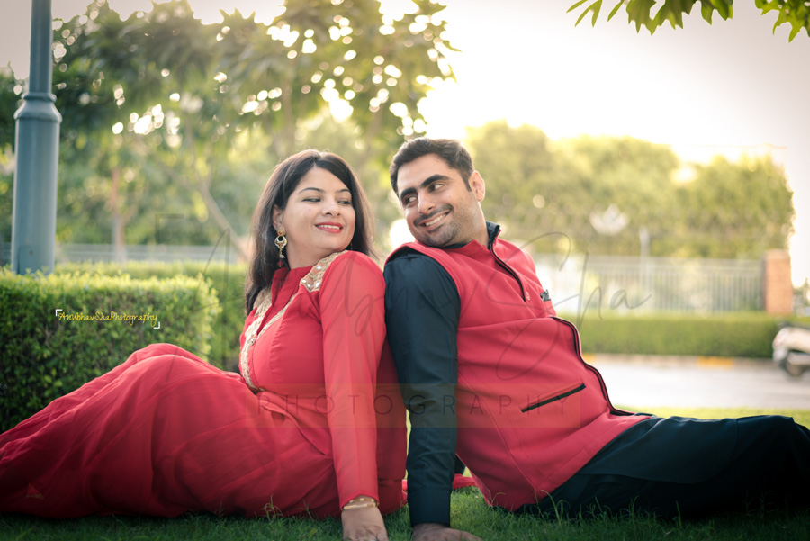 PRE WEDDING SHOOT COUPLE POSES preweddingposes  Instagram photos and  videos