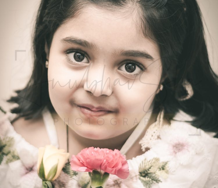 5 years poser baby photography, garden, props, girl in floral dress, band, holding flowers, posing, anubhavshaphotography